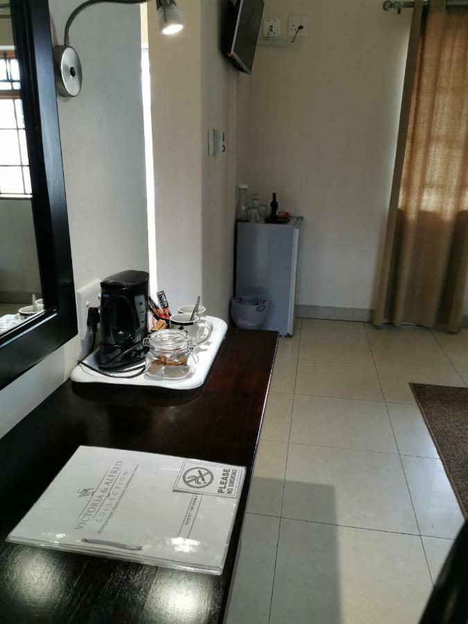 วิคตอเรีย แอนด์ อัลเฟรด เกสท์เฮาส์ Hotel พอร์ตเอลิซาเบธ ภายนอก รูปภาพ